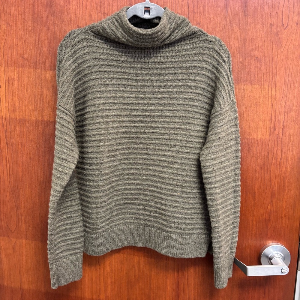 Madewell Speckled Belmont Donegal Mockneck Boxy Sweater Olive Wool Blend size M